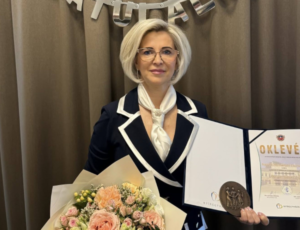 Burger István-díjat kapott Nagyné Hermányos Zsuzsa