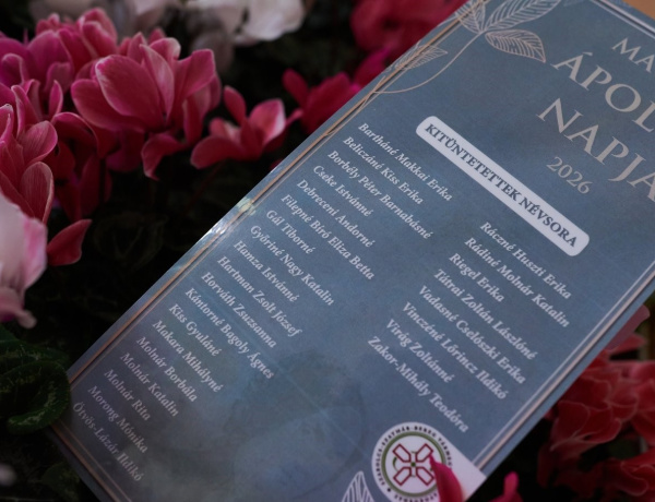 Magyar Ápolók Napja – 25 szakdolgozó kiemelkedő munkáját jutalmazták