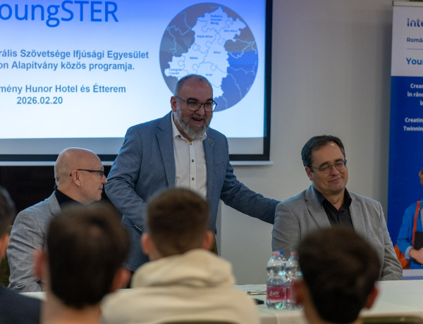 Közösen építettek üzleti terveket nyíregyházi és nagykárolyi diákok