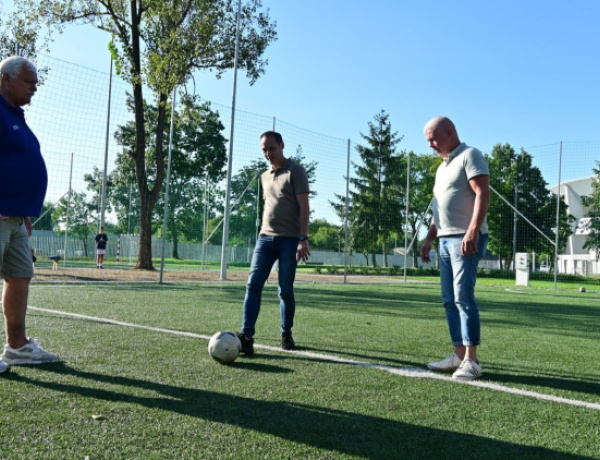 Elrajtol a kispályás labdarúgó-bajnokság tavaszi idénye Nyíregyházán