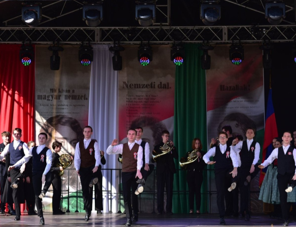 A haza minden előtt! – Idén is ünnepségsorozattal emlékeztek a szabadságharc hőseire