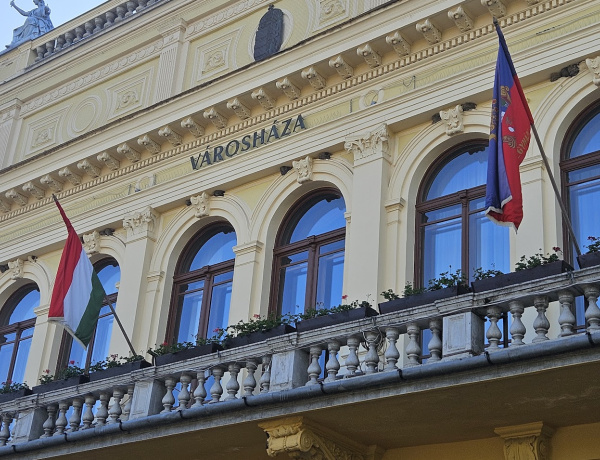 A Down-szindróma világnapjára hívják fel a figyelmet a Városházán