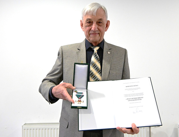 Templom- és közösségépítés - állami kitüntetést kapott Keresztes Dénes