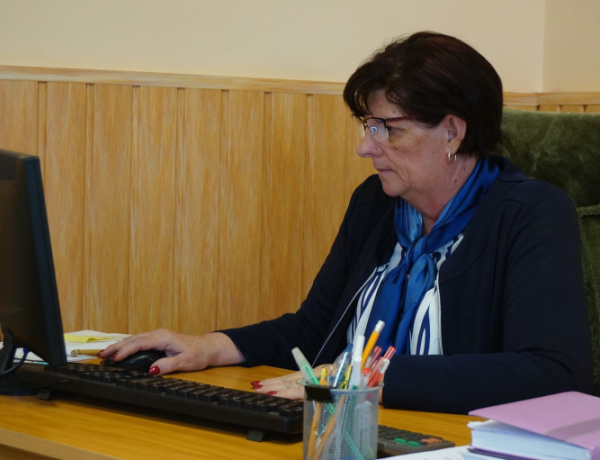 Fogadóórát tart Ráb Jánosné önkormányzati képviselő