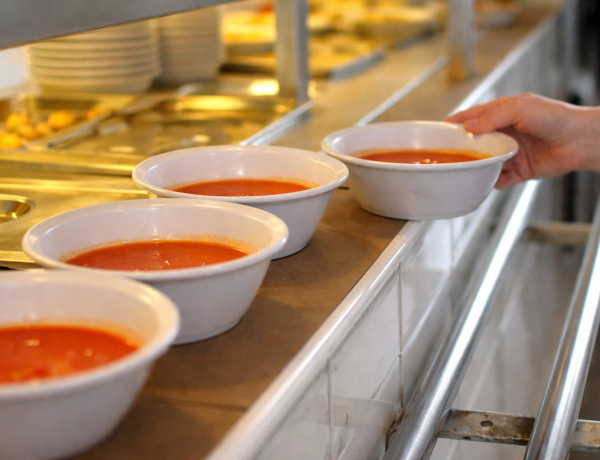 Ingyenes gyermekétkeztetés a tavaszi szünetben Nyíregyházán