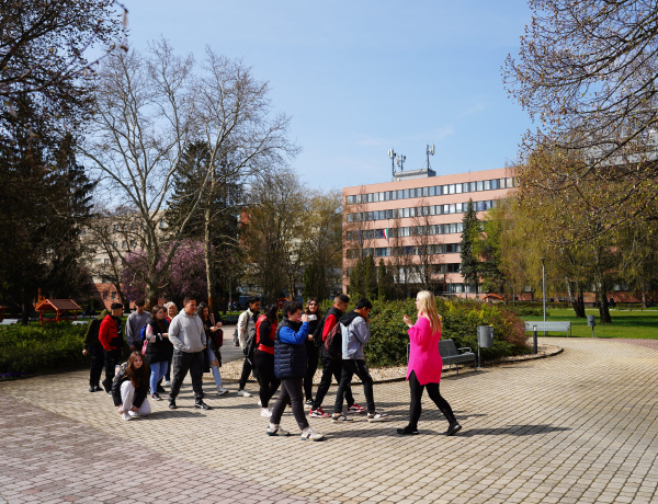 Tanodás diákok ismerkedtek az egyetemi élettel Nyíregyházán