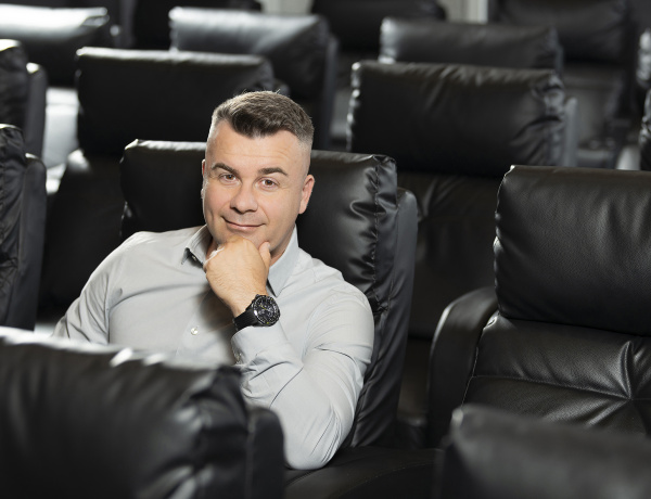 Telt házas előadások, sikeres premierek, nyári tervek a Móricz Zsigmond Színházban