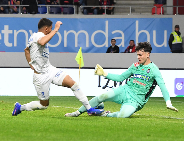 Kupadöntős csapatot győzött le a Szpari !                      