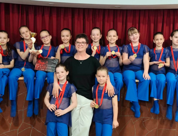 Három dobogós helyezést hoztak el Budapestről a RE-flex táncosai