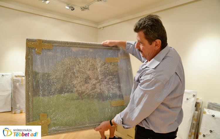 Megérkeztek Szinyei Merse Pál festményei a Jósa András Múzeumba – Hamarosan nyit a tárlat