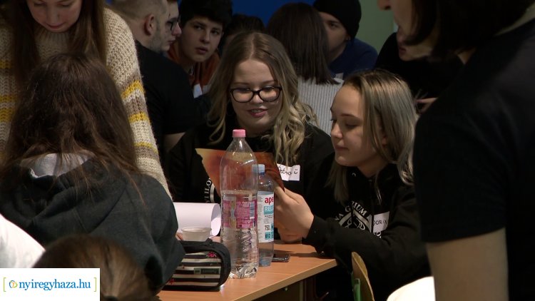 Bemutató a Zrínyiben – Egyedülálló oktatóprogram fejleszti a fiatalok kreativitását