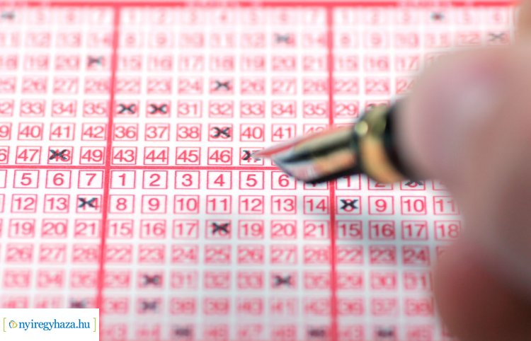 Tovább halmozódik az ötös lottó főnyereménye – Nem vitték el a rekordnyereményt
