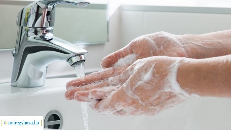 Győrfi Pál megmutatja, hogyan kell helyesen kezet mosni – Tájékoztató videó!