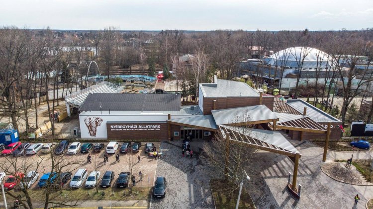 Indiaház és Madárröpde – Elkezdődött a kivitelezés a Nyíregyházi Állatparkban