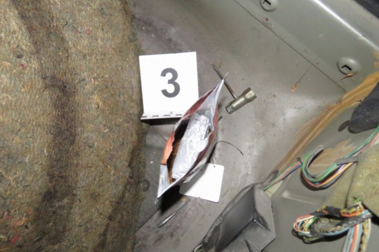 71,6 gramm kábítószergyanús anyagot találtak az autóban a mátészalkai rendőrök
