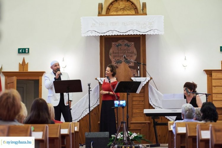A lélek hangjai -Vallásközi koncertet tartottak Sóstón a Millenniumi Református Templomban
