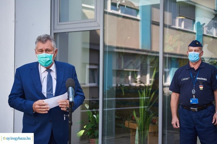 Koronavírus-fertőzés miatt kórházi ellátásra szorul a kórház főigazgatója
