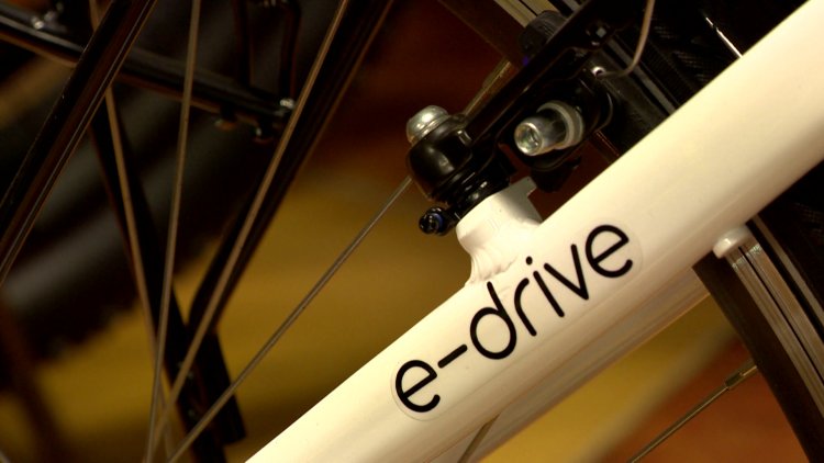 Támogatás elektromos biciklire – 150 ezer forintos anyagi segítség magánszemélyeknek