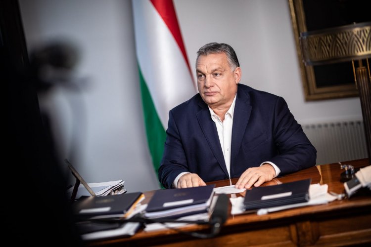 Orbán Viktor: Januártól fél évvel meghosszabbítjuk a hitelmoratóriumot