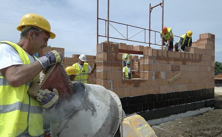 Ismét meghirdeti a kormány az építőipari vállalkozásokat segítő ÉPÍTŐ-programot