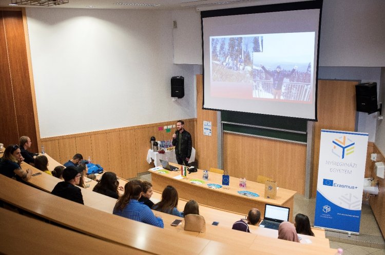 Nyári egyetemet szervez külföldiek részére a Nyíregyházi Egyetem 