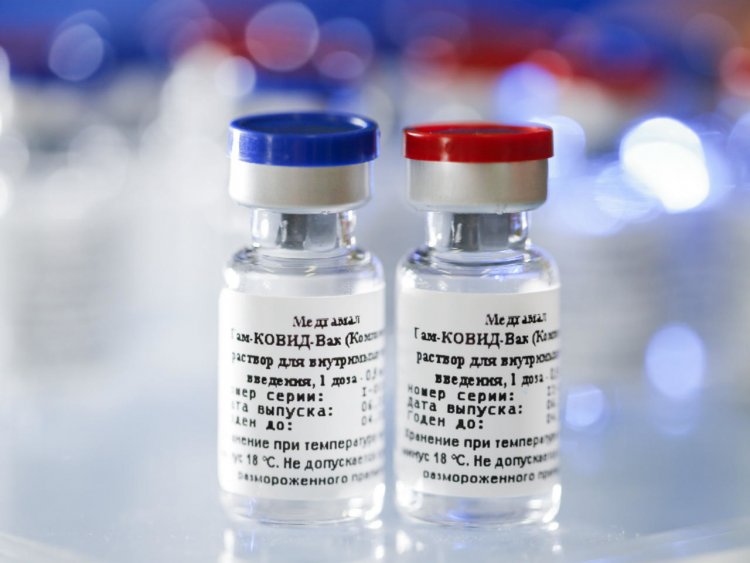 Újabb vakcina kapott engedélyt – Csökkenhet a járvány terjedésének veszélye az oltással 