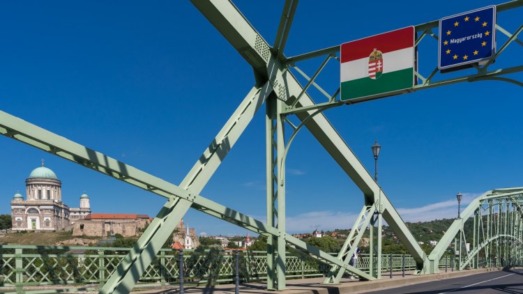 Néhány országból korlátozás nélkül be lehet lépni Magyarországra