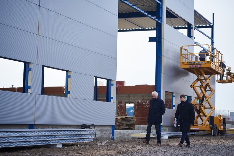 Új gyártócsarnokot épít a Nyír-Lift Kft. – A beruházás várhatóan májusban befejeződik  