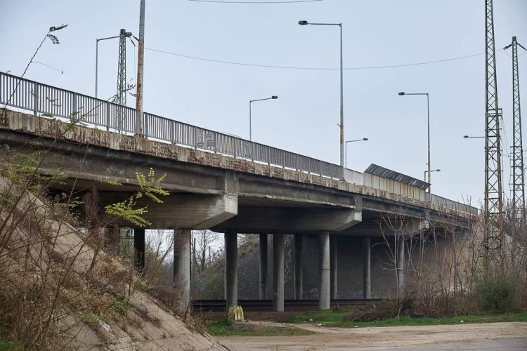 Útinfó – Kezdődik a Tiszavasvári úti felüljáró felújítása              