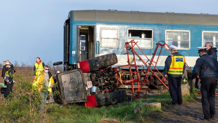 Több tízmilliós a kár az újfehértói vonatbaleset után             