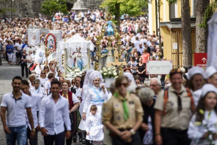 A nap, amikor Szent István az országot Szűz Mária oltalmába ajánlotta