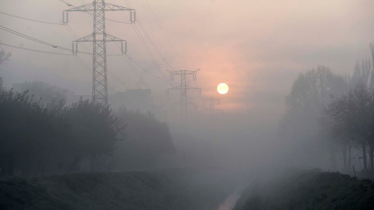 Citromsárga figyelmeztetés tartós, sűrű köd miatt                              