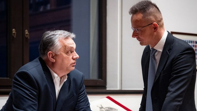 A keleti országrészbe vezényelt katonáknál tart határszemlét Orbán Viktor