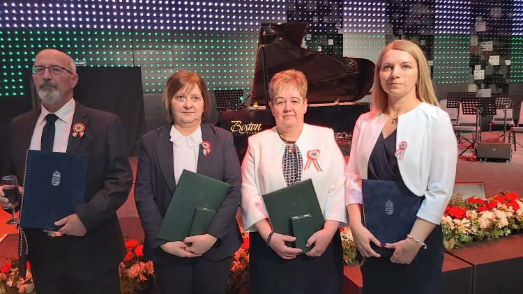 Köztársasági elnöki és miniszteri elismeréssel jutalmazták a Szabolcs-Szatmár-Bereg Megyei Kormányhivatal munkatársait