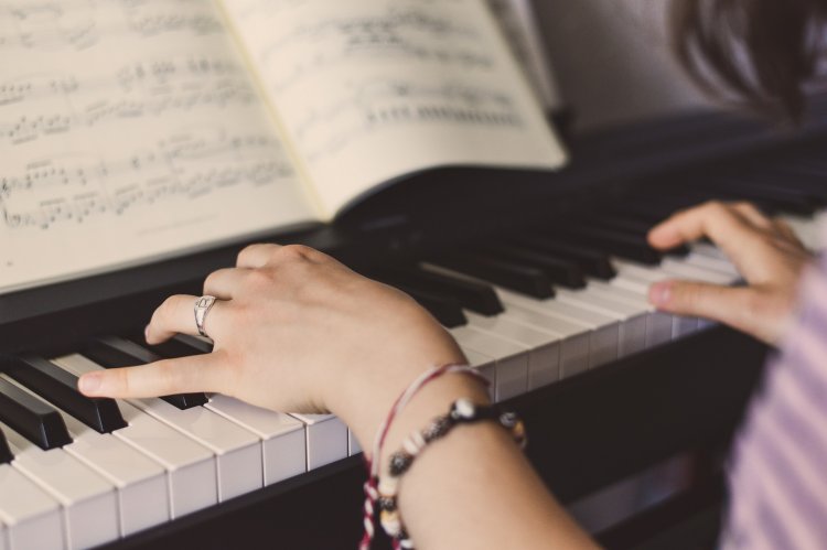 XVI. Országos Zongoraverseny – Idén is a Vikár Sándor Zeneiskola ad otthont a nagyszabású versenynek