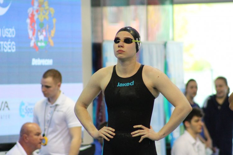 Sztankovics Anna bronzérmes az úszók országos bajnokságán!