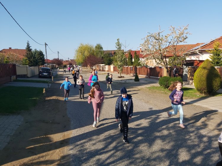 Közösségi futás a Petőfi iskolában