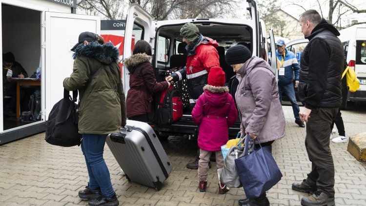 ORFK: Csaknem tízezren érkeztek Ukrajnából szombaton