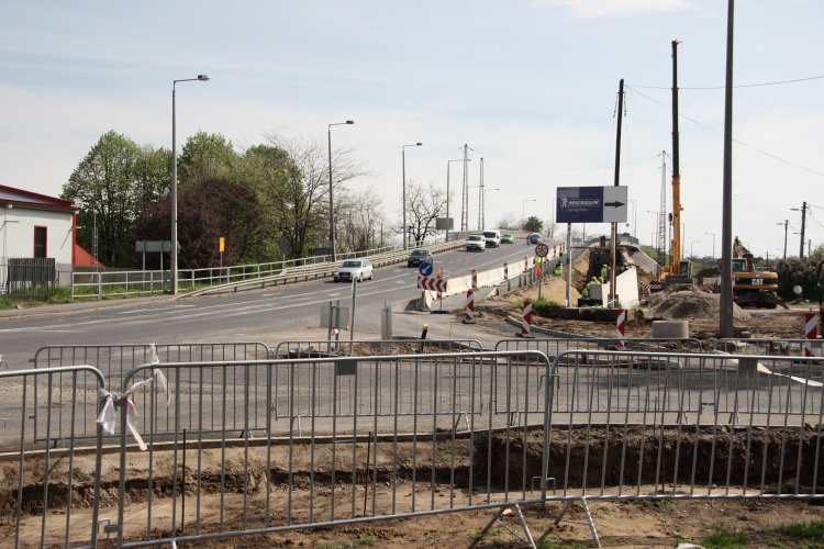 A tervezett ütemben halad a Tiszavasvári út - Derkovits utca csomópont fejlesztése