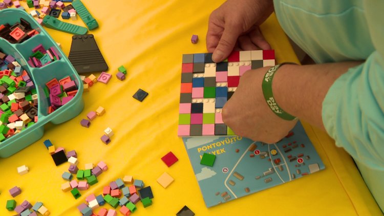 Play Day – Készségfejlesztő játékokkal töltötték a napot a LEGO dolgozói