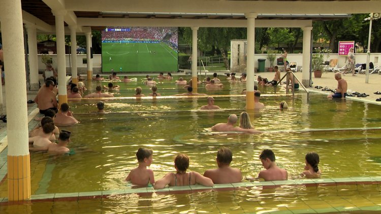 Parkfürdő – Sportközvetítésekben és programokban gazdag nyári szezon