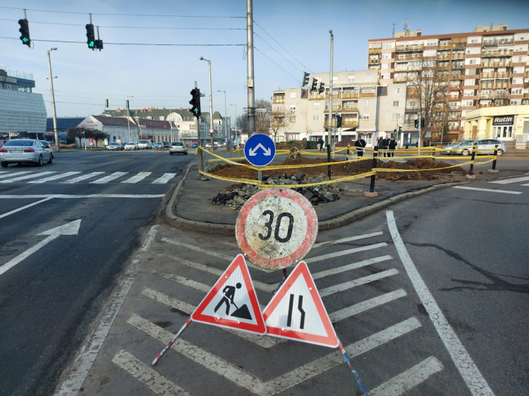 Olyan zárlat keletkezett, hogy szétégett a kábel