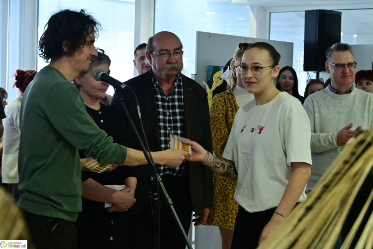 KÉP-TÉR-KÉP – Fiatal tehetségek mutatkoztak be a kulturális központban