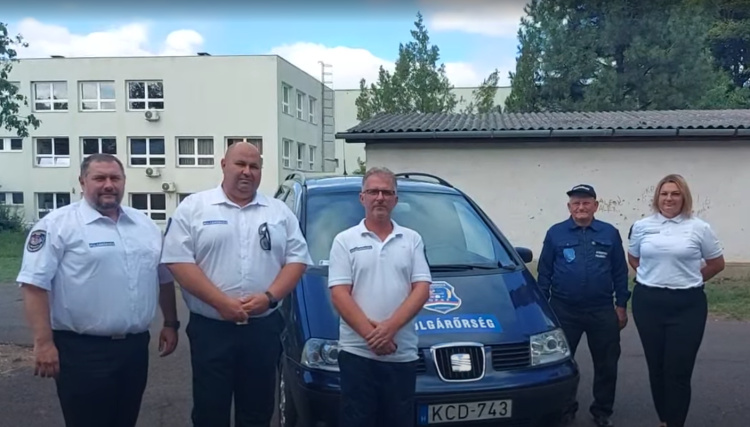 Autó ajándékba - Kocsit kaptak a nyíregyházi polgárőrök 