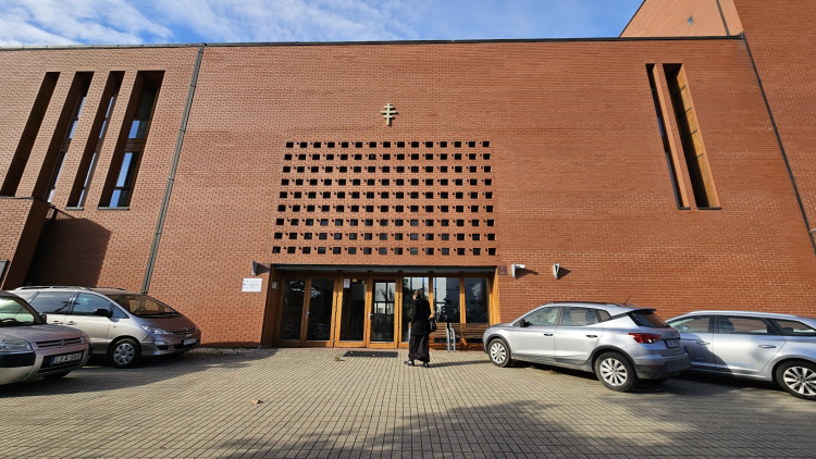 Pótfelvételi - augusztus 22-ig adhatják be a jelentkezésüket a Szent Atanáz képzéseire