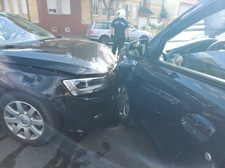 Hatalmas erővel ütköztek össze                         