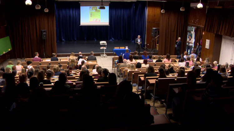 IV. Meseegyetem – A mesék tanulságai az életre is felkészítik a gyermekeket