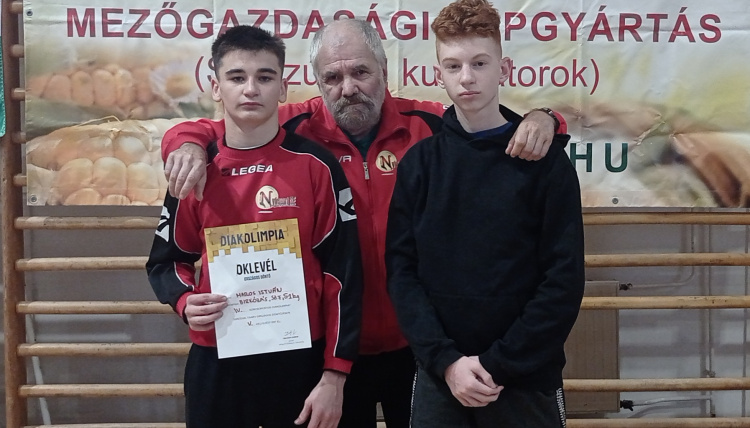 Diákolimpián a birkózók                                      