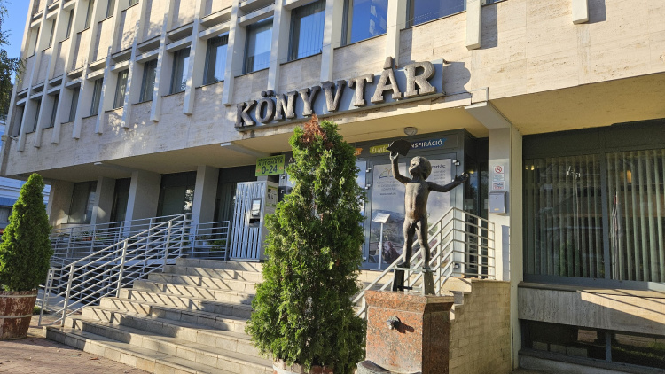 Első helyezett lett a könyvtár – 10 millió forintos díjazás