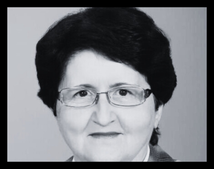 Nekrológ - dr. Barabásné dr. Deme Zsuzsára emlékezik a Krúdy Gyula Gimnázium